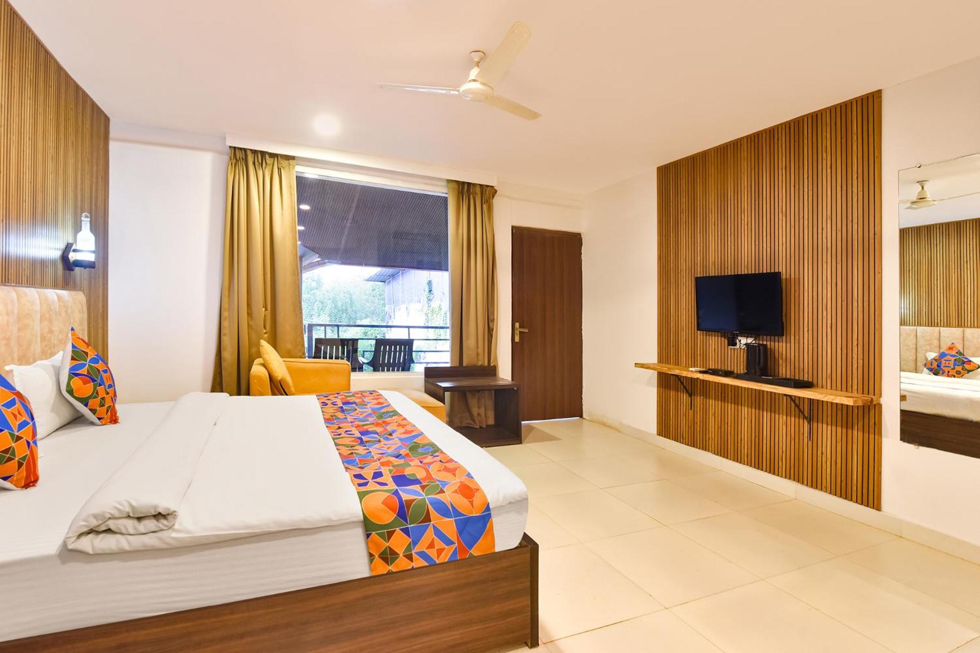 Fabhotel Morjim Bliss - 500M From Morjim Beach Екстер'єр фото
