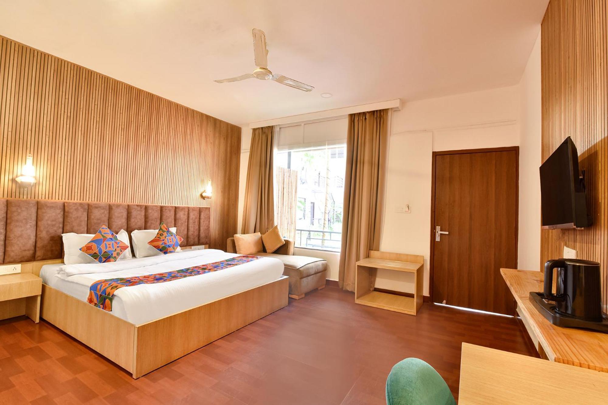 Fabhotel Morjim Bliss - 500M From Morjim Beach Екстер'єр фото